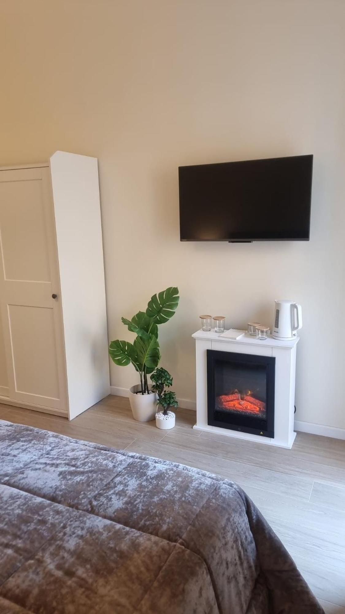 San Carlo Apartments B&B Caserta Luaran gambar